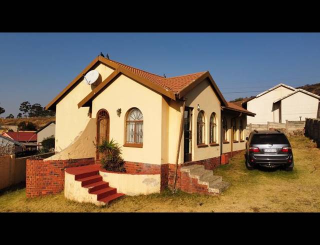 3 BEDROOM HOUSE FOR SALE IN ZAKARIYYA PARK